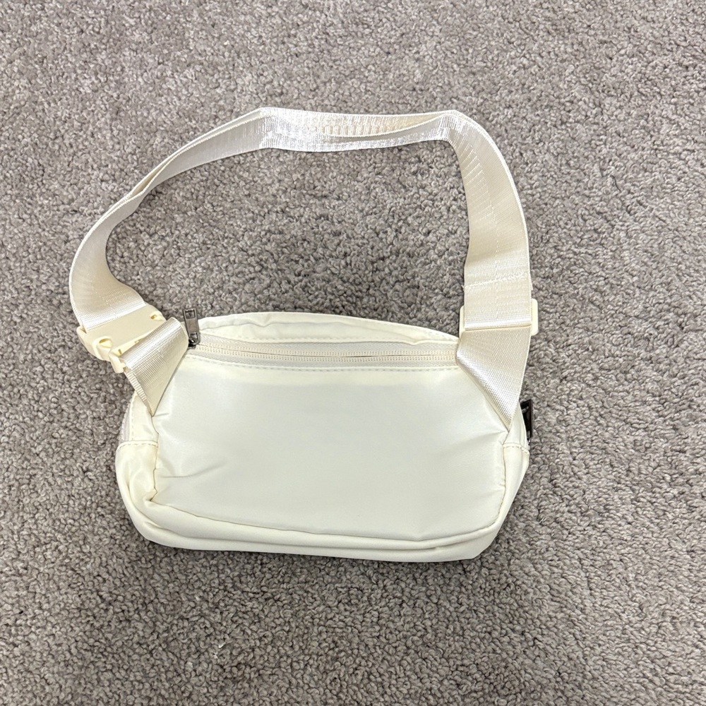 Zenana Outfitters Cream Crossbody Bag